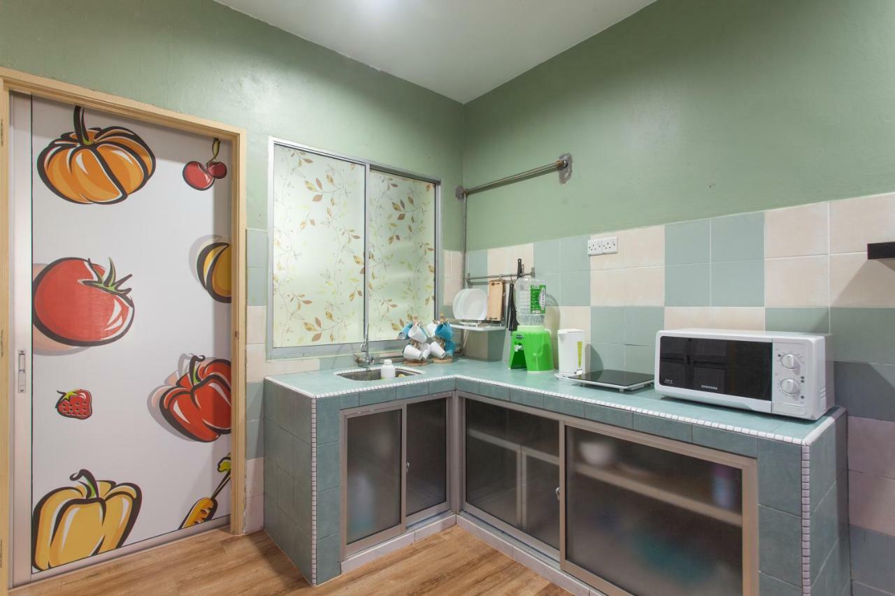 Gunung View Homestay 10 To 12 Pax Near Sunway Tambun Ипох Екстериор снимка